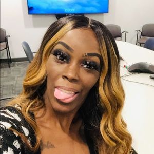 Meet your Posher, Tabitha